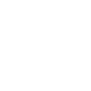 Hand, die Münzen hält, Symbolbild für finanzielle Transaktionen oder Einsparungen.